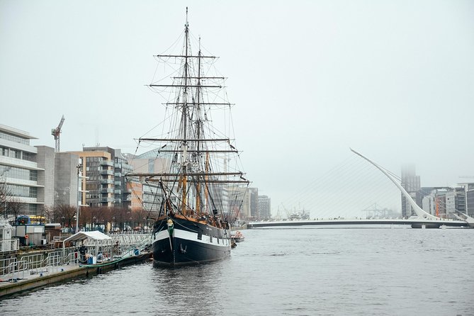 The History of Dublin With Locals: 1916 Easter Rising PRIVATE Tour - Why the 1916 Rising makes sense on foot