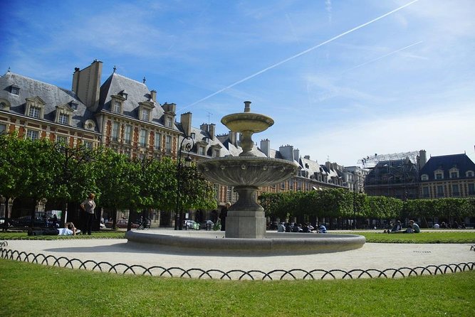 The History of Paris: Historical Le Marais Private Tour - Why a private walk makes sense in Le Marais