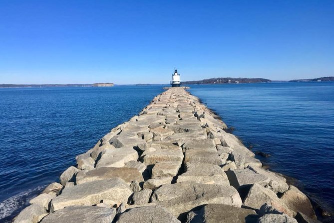 The Real Portland Tour: City and 3 Lighthouses Historical Tour with a Real Local - Fort Allen Park and the Eastern Promenade