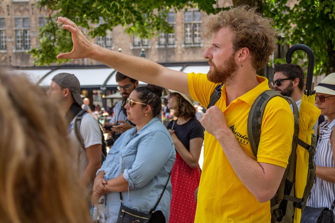 THE Storytelling Tour of Bruges | First Day Must | History & Tips - Chocolate, pralines, and Huidenvettersplein