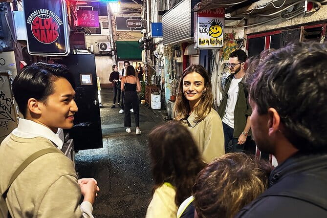 Tokyo: Shinjuku Historical Walking Tour & Secret Backstreets - Key points at a glance