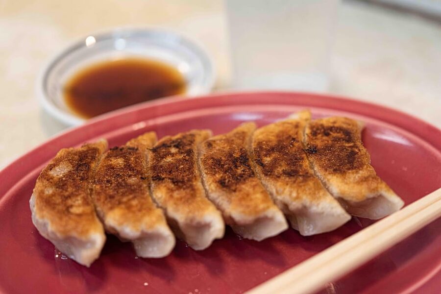 Tokyo: The Best of Izakaya in Shinjuku Food & Cultural Tour - Omoide Yokocho: a short stop with a strong sense of place