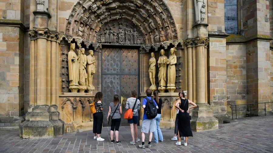 Trier: Guided Old Town Highlights and History Walking Tour - Seeing Karl Marx’s former home