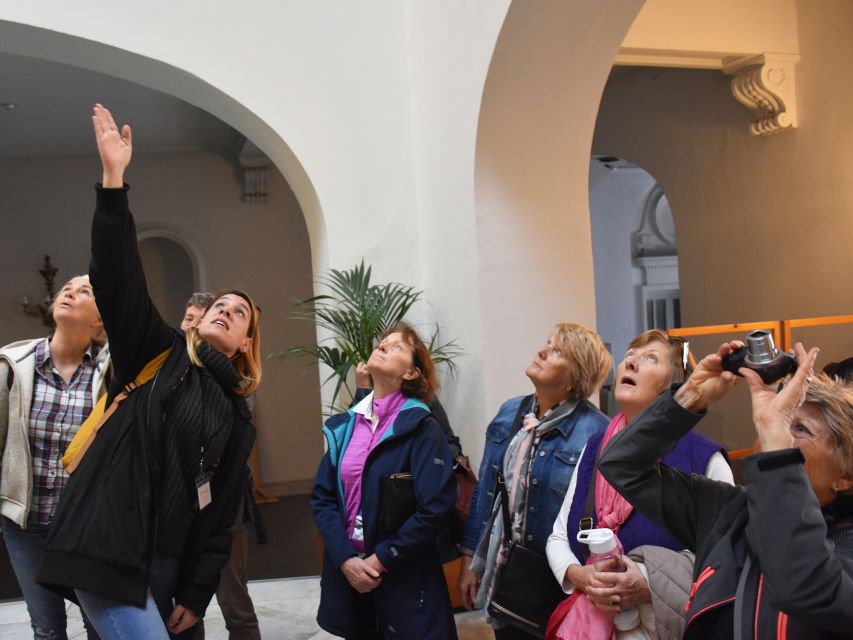 Valencia: Essentials and World Heritages Sites Walking Tour - Entering the Lonja de la Seda