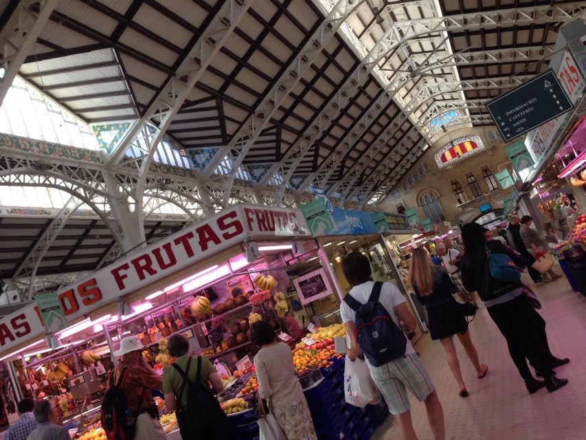 Valencia: Historical Walking Tour - Plaza Redonda and the pleasures of getting slightly lost