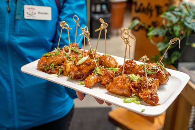 Vancouver: Gastown Historical Walking Food Tour - Six tastings, four drinks, and two desserts