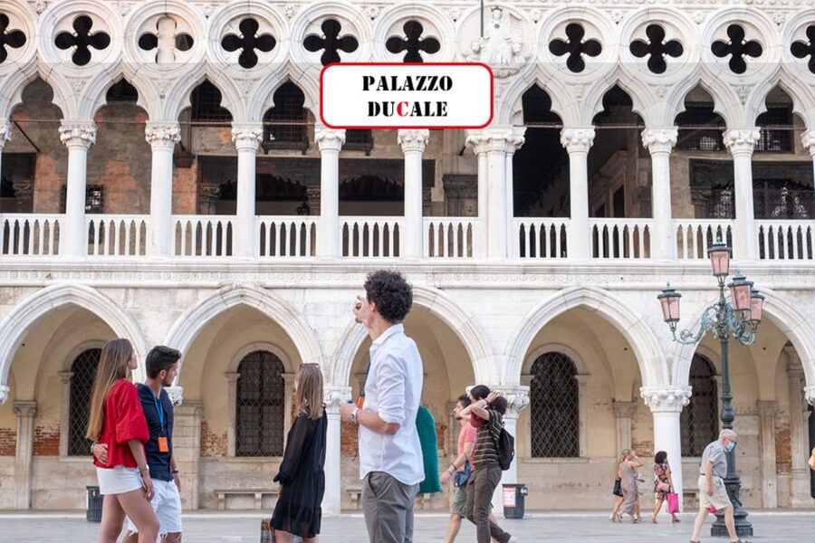 Venice: City Center Historical Guided Walking Tour - Rialto Bridge and the Grand Canal