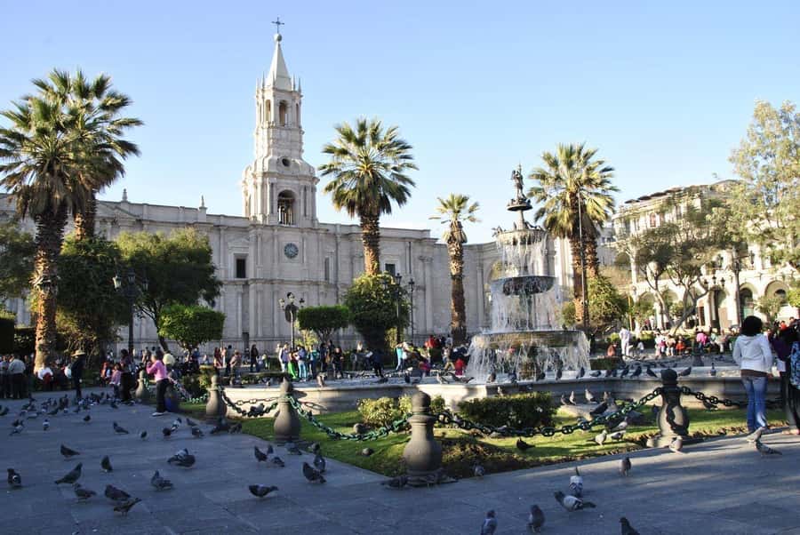 Walking tour in the Historic Center of Arequipa - Starting near the Plaza de Armas