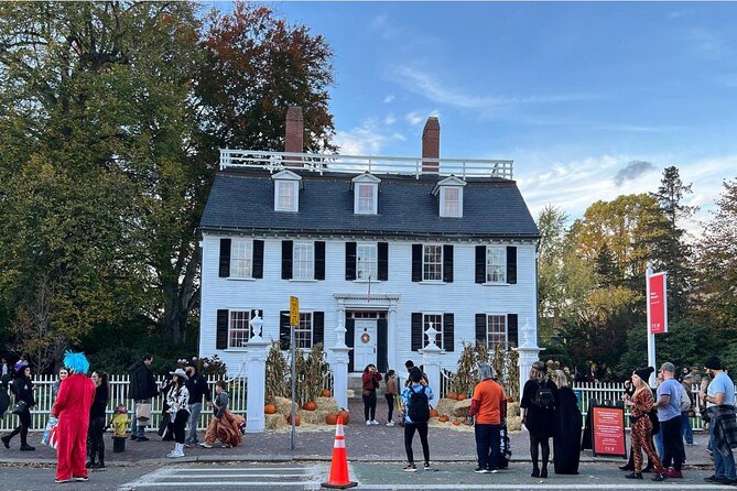 Wicked Awesome Tours: Witch Trial History and Salem Haunts! - Haunted places, Hocus Pocus, and the lighter side of Salem