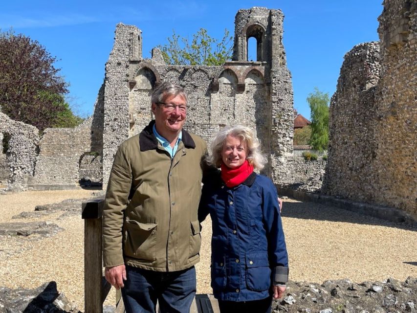 Winchester: Historic Castles and Cathedrals Walking Tour - Buttercross and the old High Street