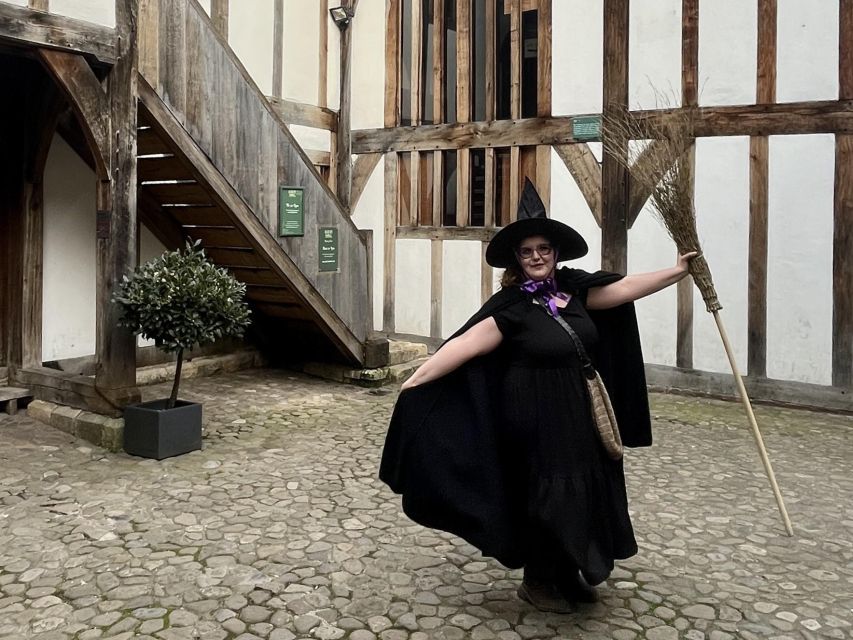 York: Witches and History Old Town Walking Tour - The guide makes or breaks the mood